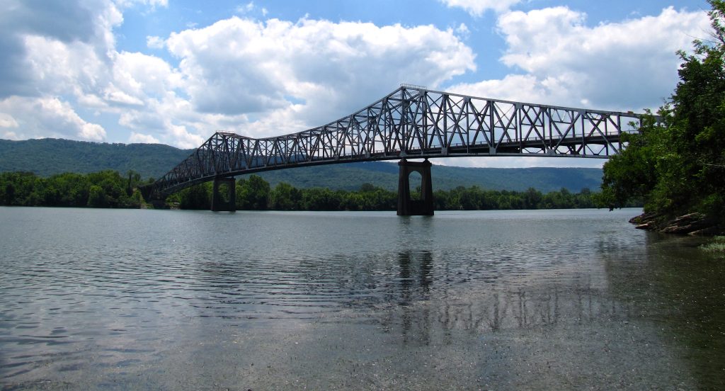 Guntersville, AL